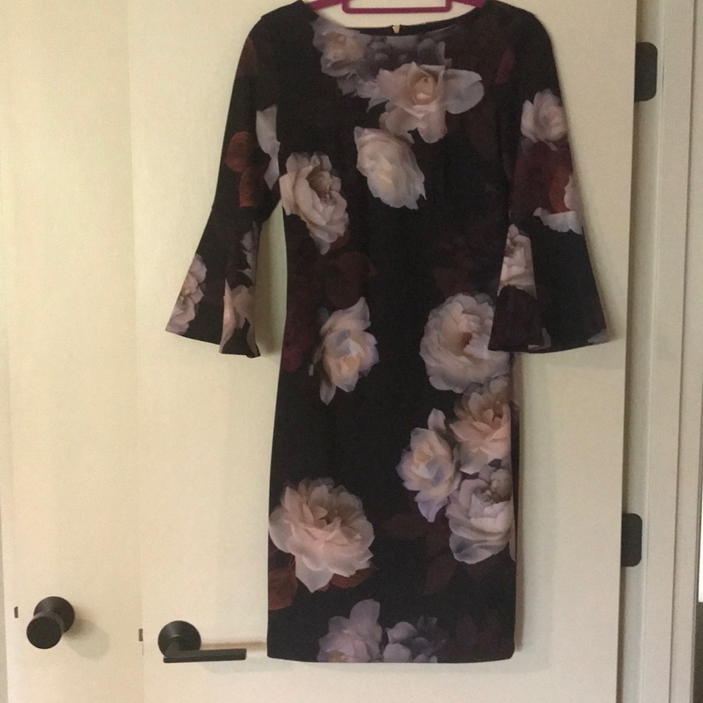 Ladies Sz 6 Floral dress